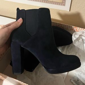 Gianni Bini Size 8.5 Seaport Navy Blue High Heel Boots Style Ad-Mire